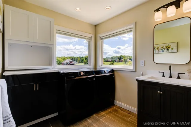 $649,900 | 8878 Highland Lake Drive, Georgetown, IN 47122