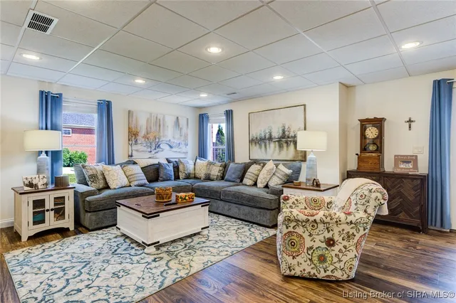 $649,900 | 8878 Highland Lake Drive, Georgetown, IN 47122