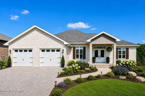 $505,900 | 803 Sardonyx Drive, Jefferson City, MO 65109