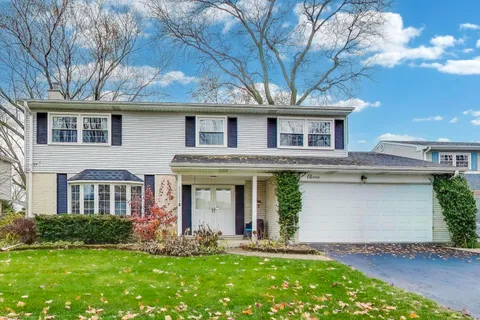 $599,000 | 11 West Emerson Street, Arlington Heights, IL 60005