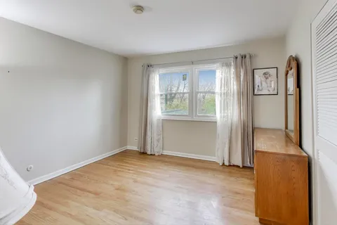 $599,000 | 11 West Emerson Street, Arlington Heights, IL 60005