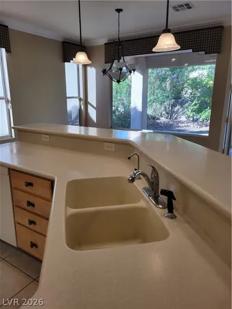 $2,700 | 4343 Carta Luna Street, Las Vegas, NV 89135