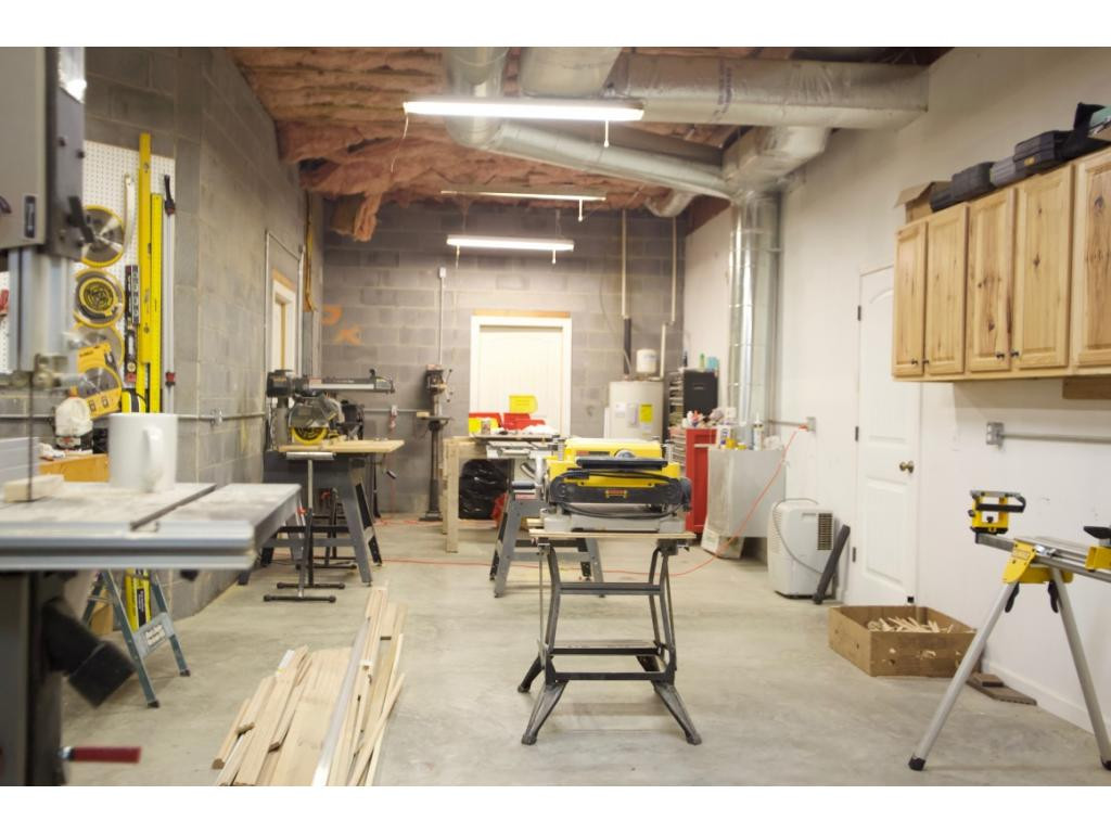 415 Church Road Fall Branch, TN 37656 - Photo 35 of 36 More Workshop