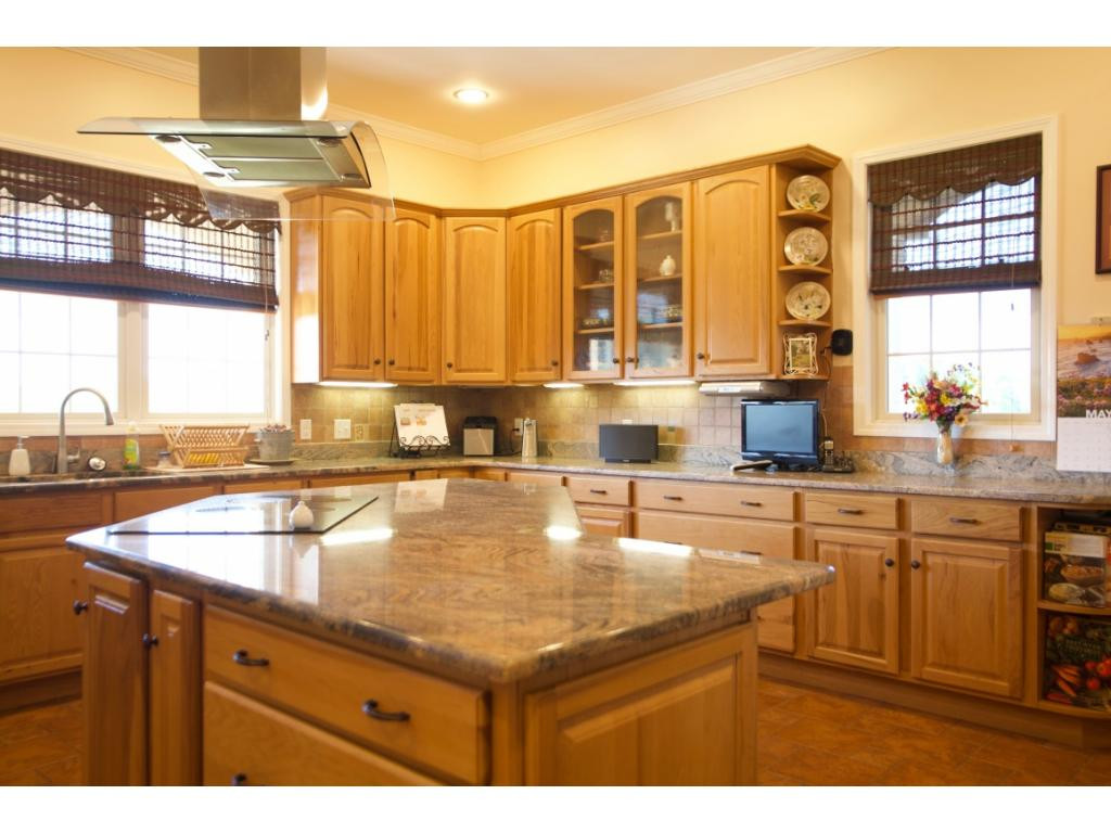Spacious Kitchen