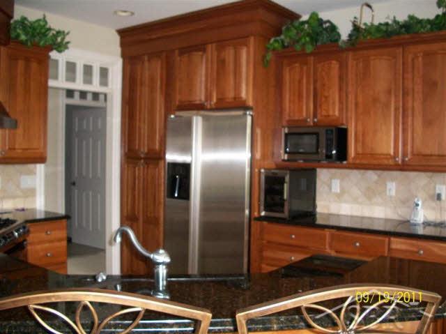 4925 North Thomas Road Freeland, MI 48623 - Photo 5 of 13 20033114-4.JPG
