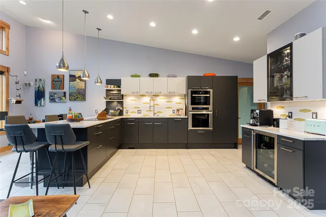 $2,275,000 | 15 Sourwood Lane, Fletcher, NC 28732