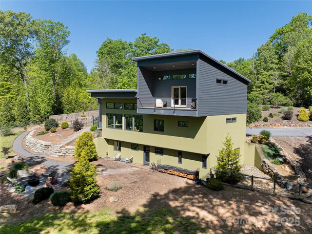 $2,275,000 | 15 Sourwood Lane, Fletcher, NC 28732