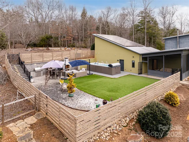 $2,275,000 | 15 Sourwood Lane, Fletcher, NC 28732
