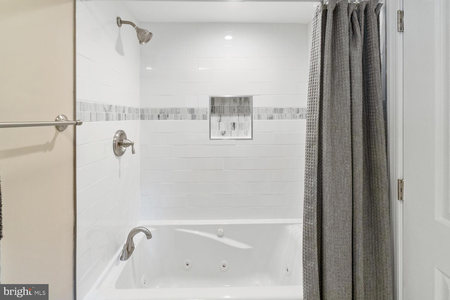 6708 Queens Ferry Road Baltimore, MD 21239 - Photo 17 of 32 Gallery Image 17