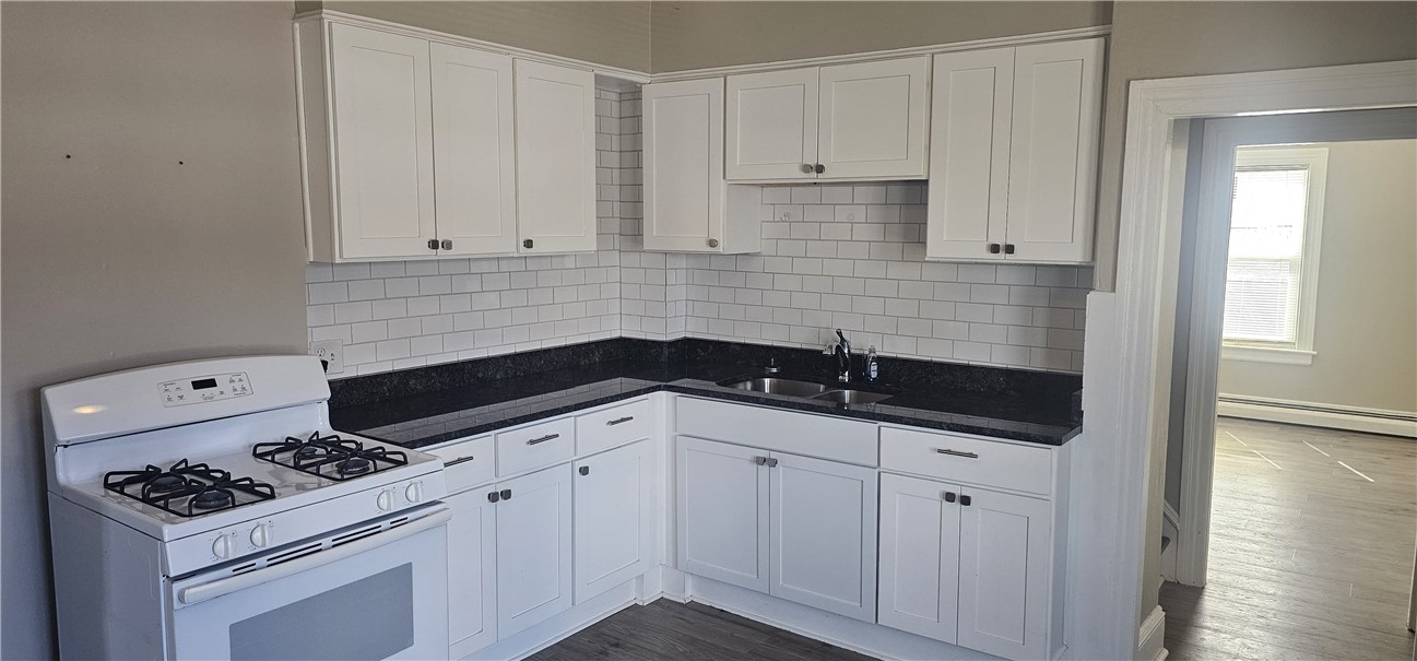 80 Serrel Sweet Road Johnston, RI 02919 - Photo 2 of 6