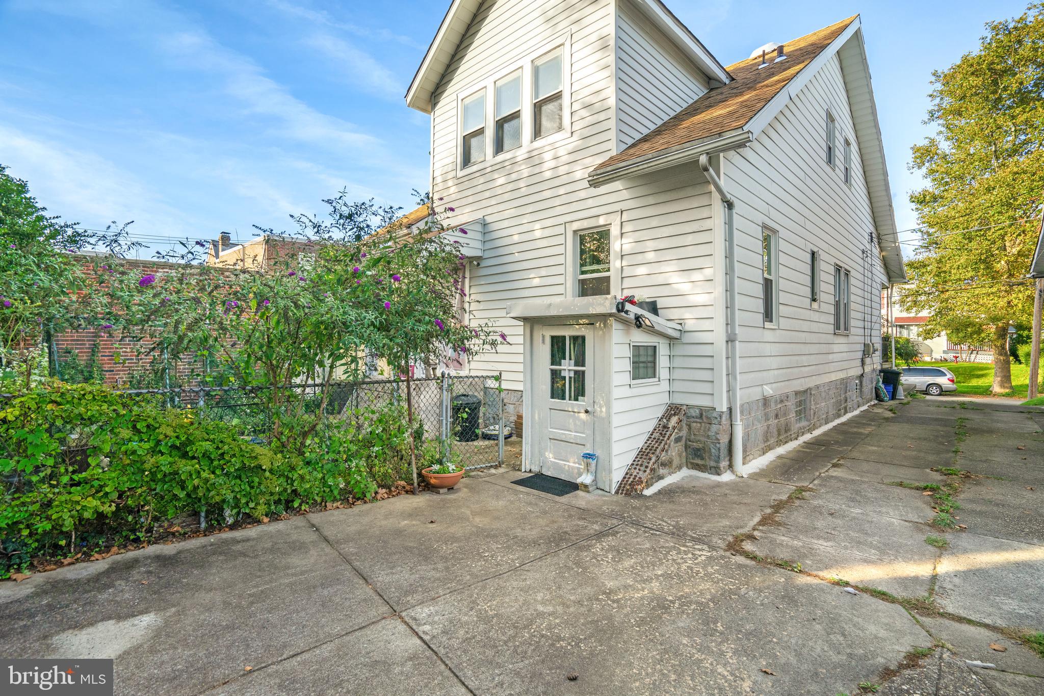 1808 Griffith Street Philadelphia, PA 19111 - Photo 30 of 35 External rear