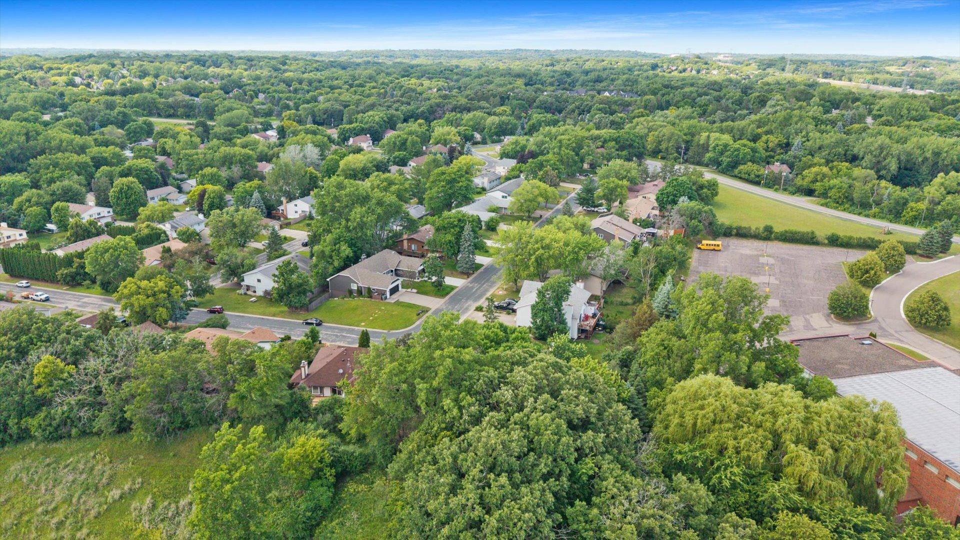 7405 Scot Terrace Eden Prairie, MN 55346 - Photo 26 of 29