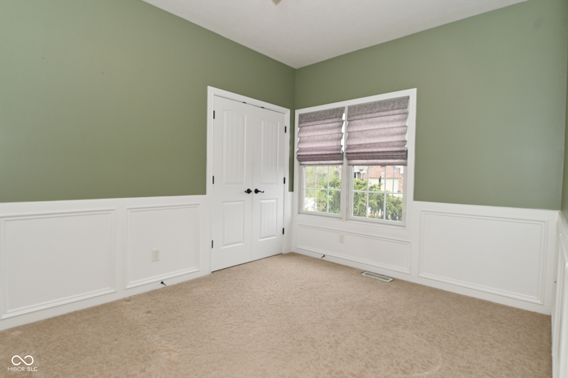 6036 Simien Road Indianapolis, IN 46237 - Photo 13 of 27