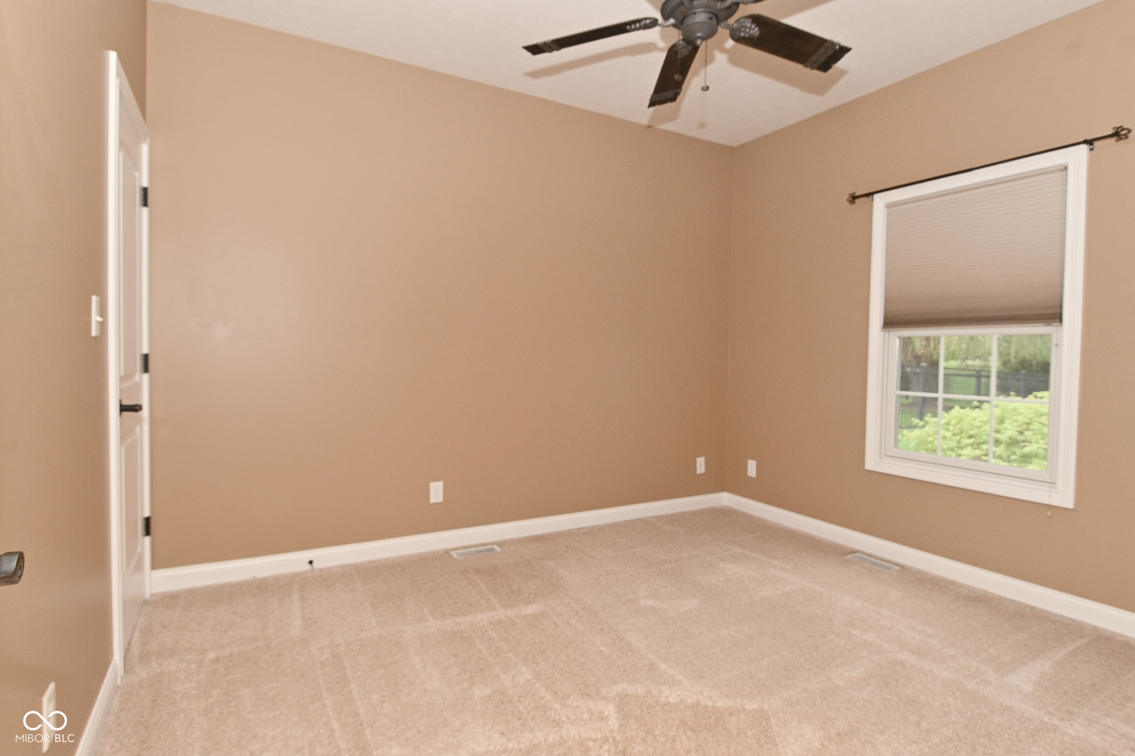 6036 Simien Road Indianapolis, IN 46237 - Photo 14 of 27