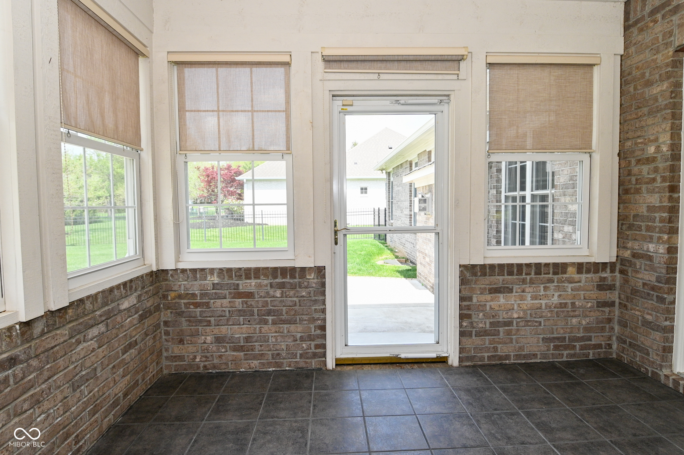 6036 Simien Road Indianapolis, IN 46237 - Photo 9 of 27