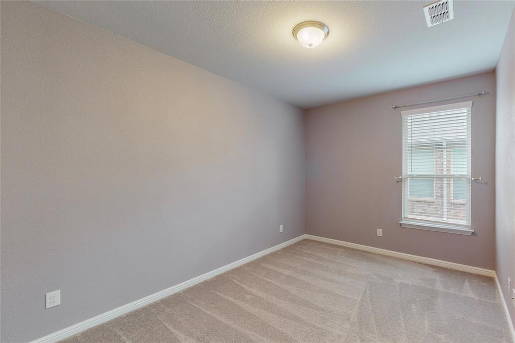 821 Falcon Road Argyle, TX 76226 - Photo 33 of 38