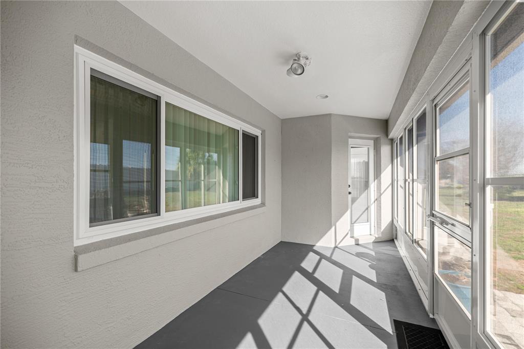 8601 Southwest 60th Circle Ocala, FL 34476 - Photo 21 of 37 a view of an entryway