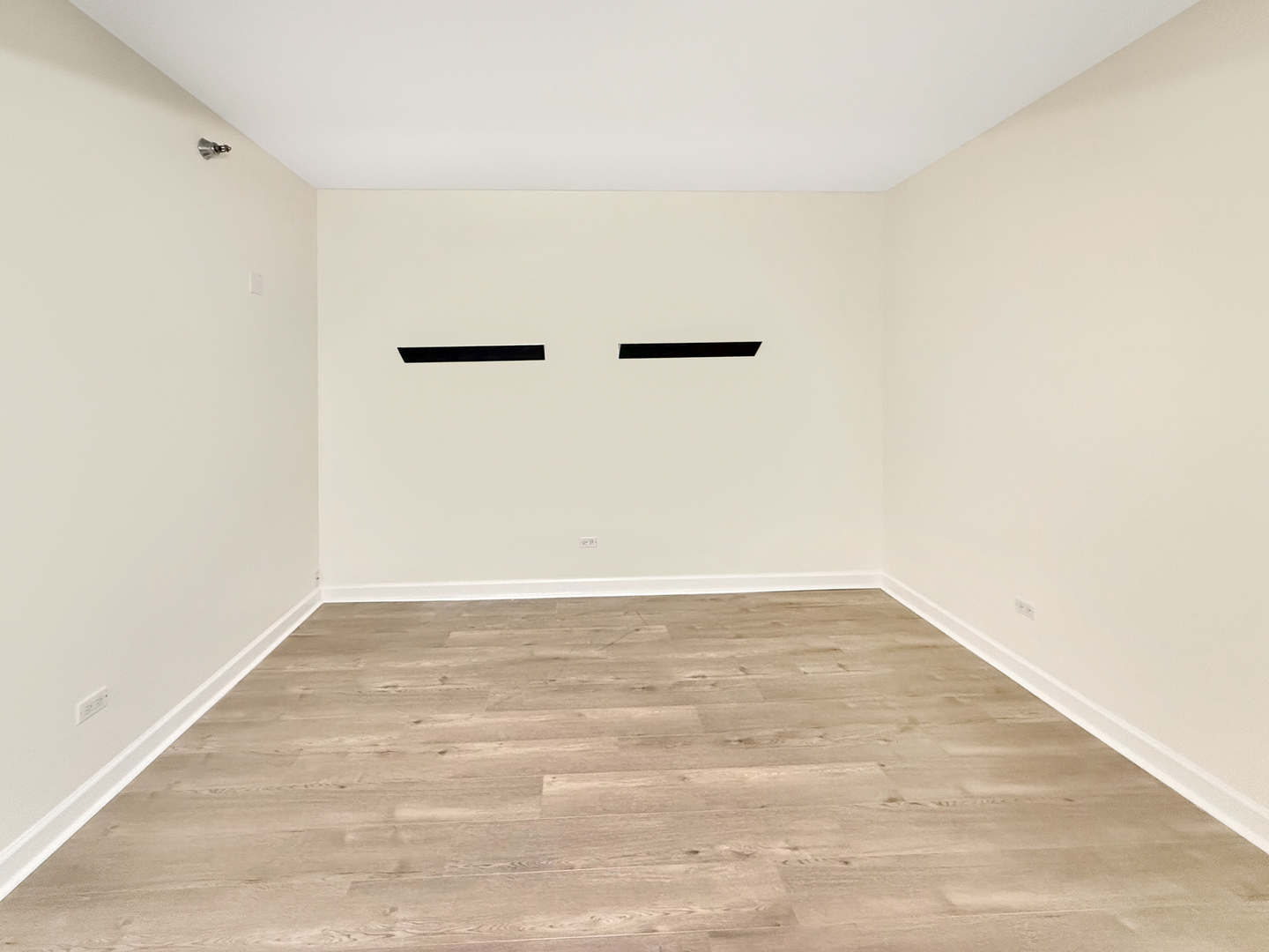 720 West Randolph Street, Unit 608 Chicago, IL 60661 - Photo 14 of 40 a view of empty room