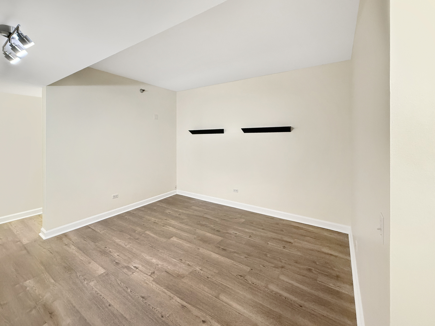 720 West Randolph Street, Unit 608 Chicago, IL 60661 - Photo 15 of 40 a view of empty room