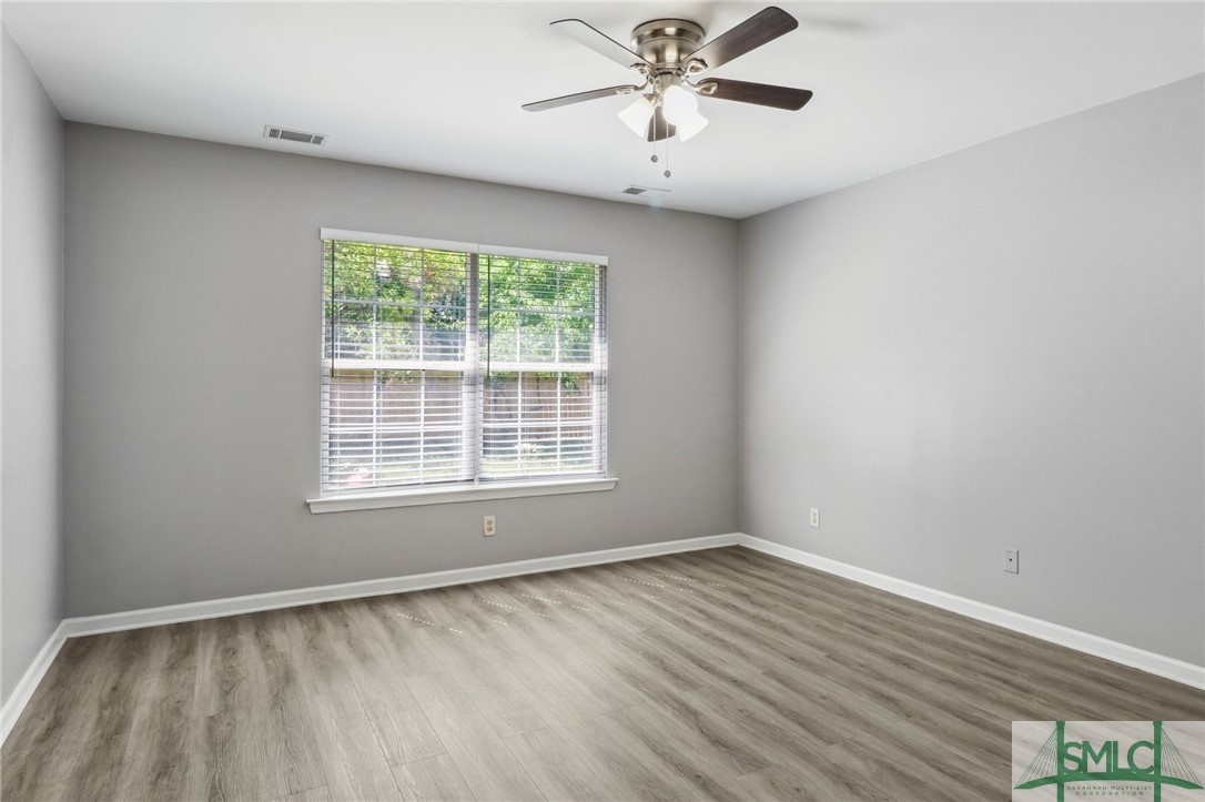 205 Druid Road Savannah, GA 31410 - Photo 13 of 25 Master bedroom