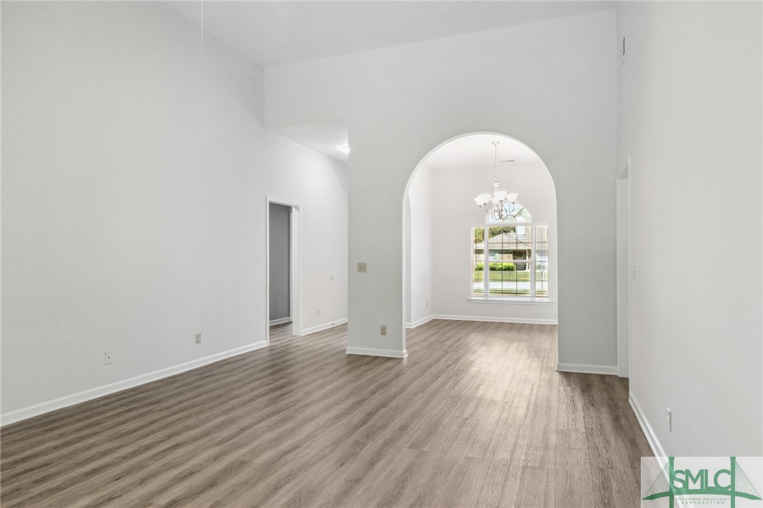 205 Druid Road Savannah, GA 31410 - Photo 4 of 25