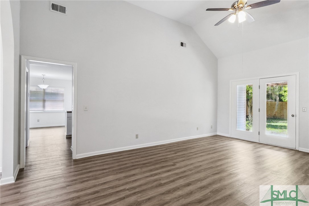 205 Druid Road Savannah, GA 31410 - Photo 7 of 25