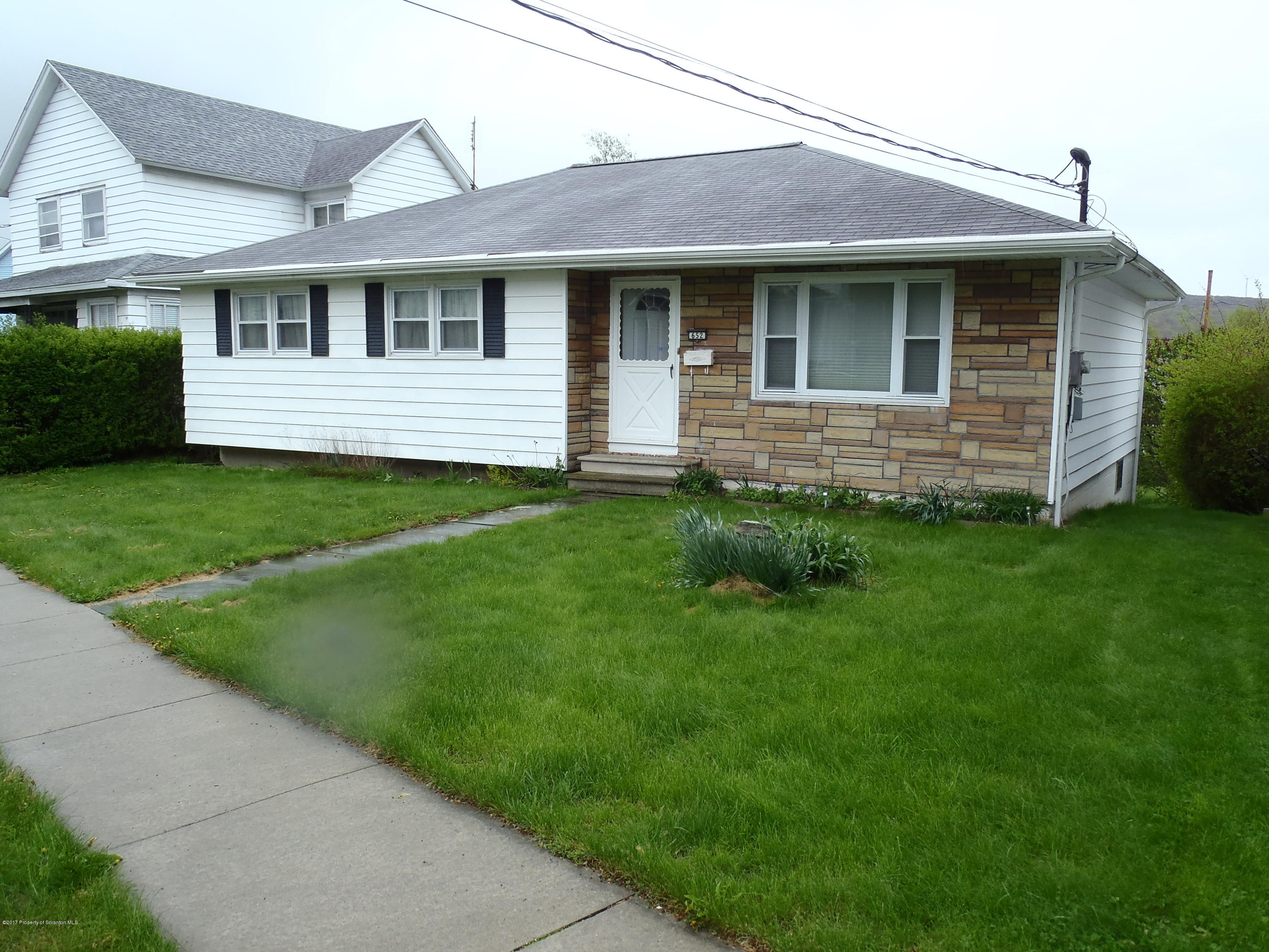 652 Main Street Vandling, PA 18421 - Photo 1 of 21 Gallery Image 1