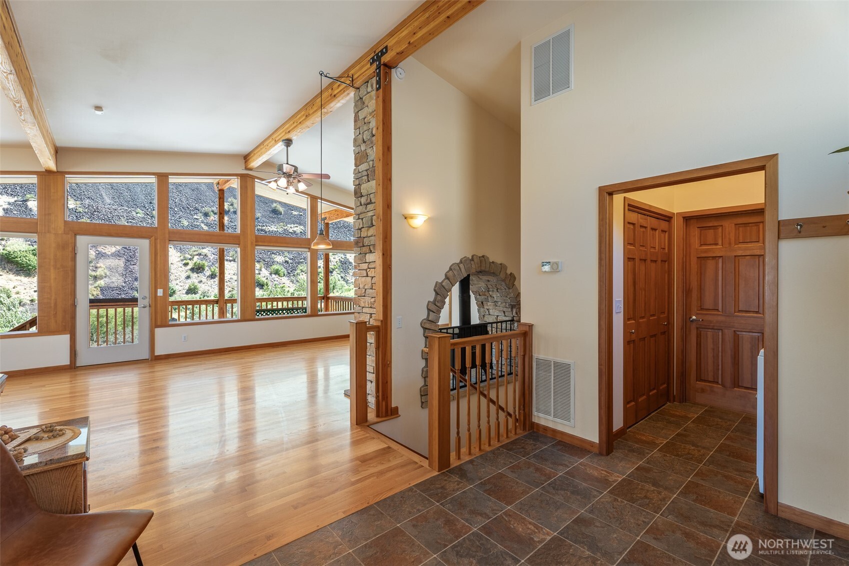 7400 Colockum Road Malaga, WA 98828 - Photo 5 of 37