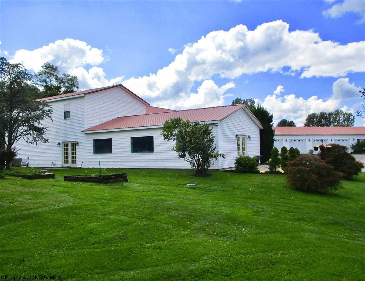35 Moon Valley Road Morgantown, WV 26508 - Photo 3 of 20 Gallery Image 3