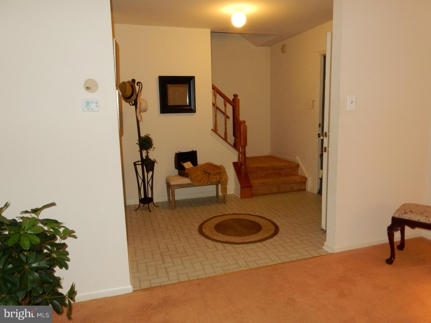 744 Jarrett Road Horsham, PA 19044 - Photo 3 of 25 Foyer