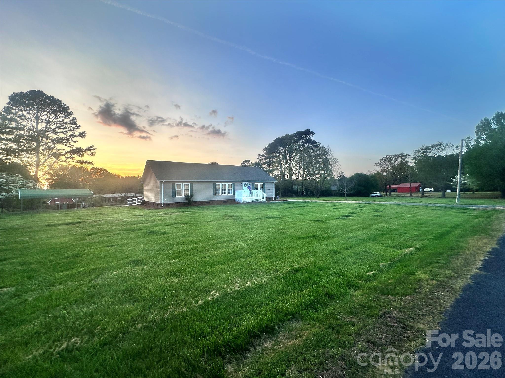 26024 Hobert Road Albemarle, NC 28001 - Photo 4 of 48