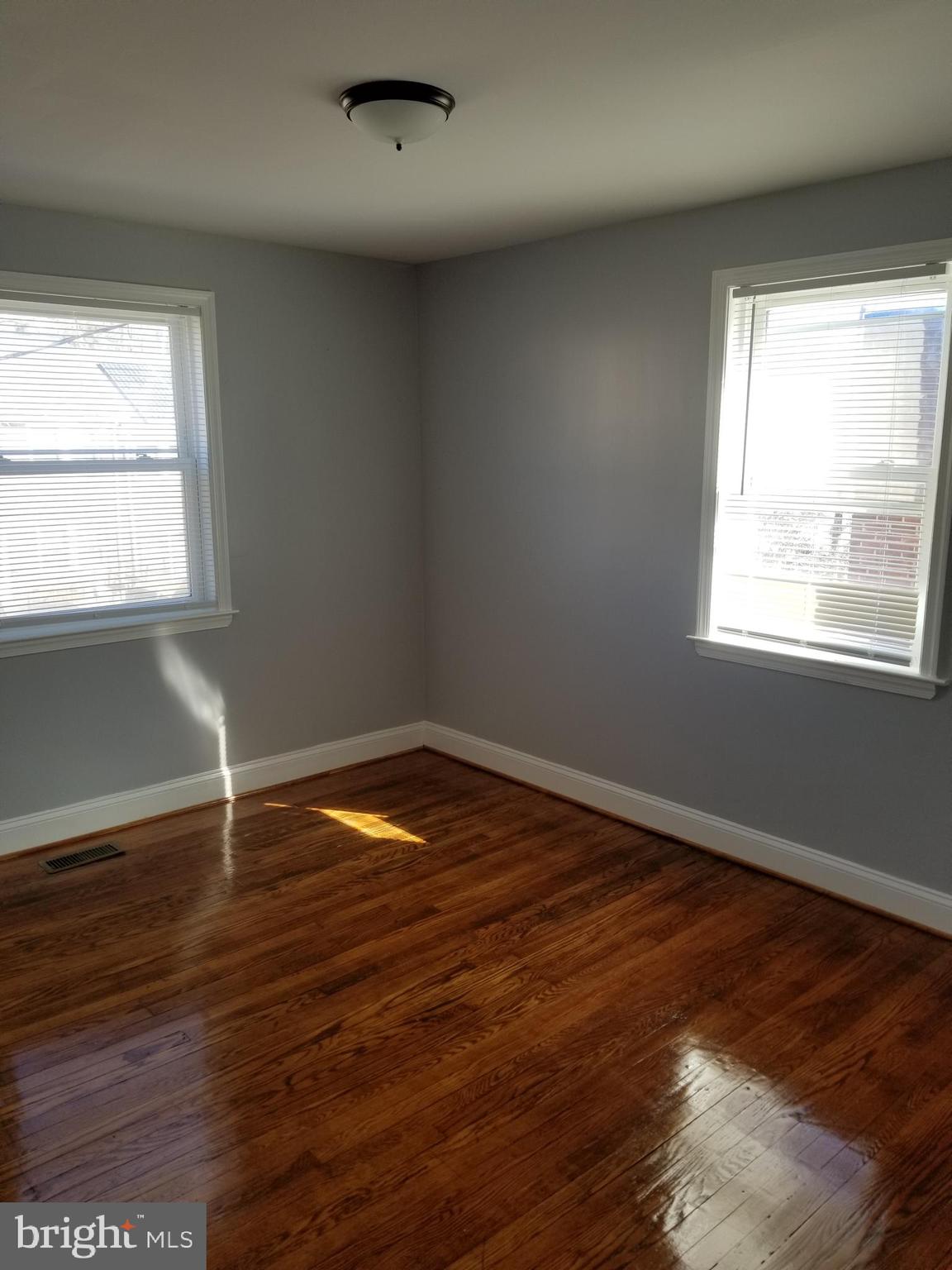 5154 Stafford Road Baltimore, MD 21229 - Photo 22 of 25