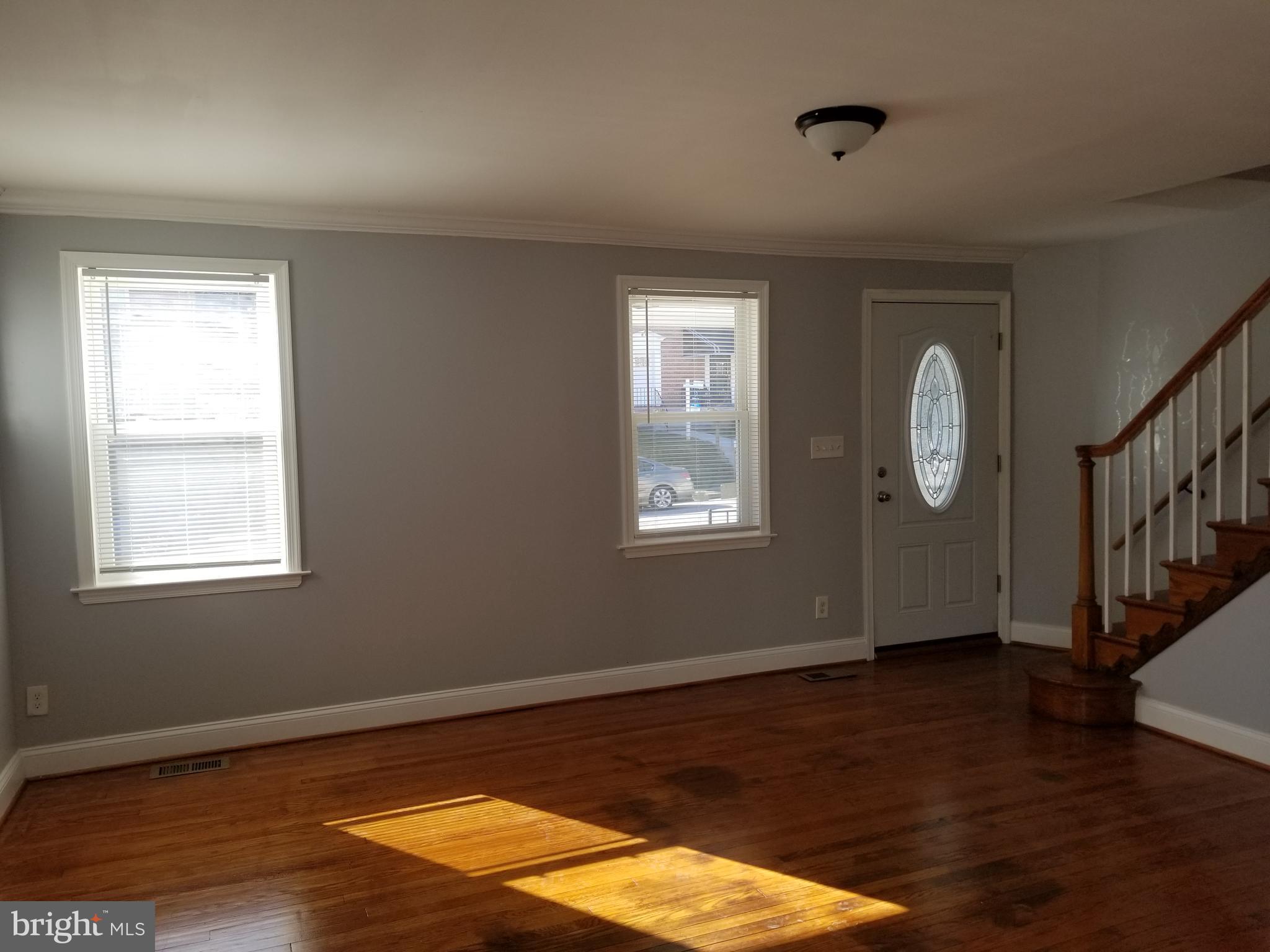 5154 Stafford Road Baltimore, MD 21229 - Photo 5 of 25