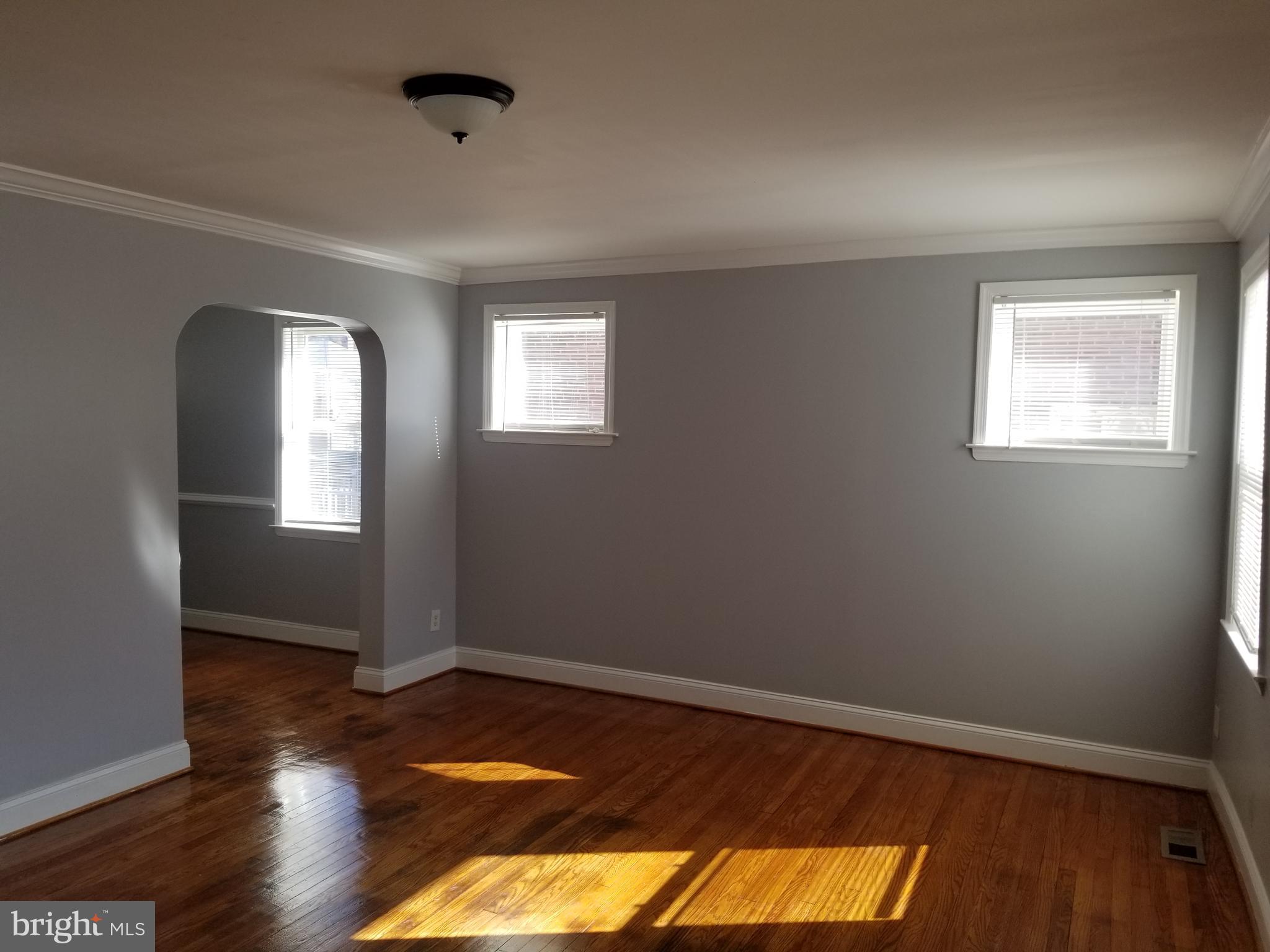 5154 Stafford Road Baltimore, MD 21229 - Photo 6 of 25