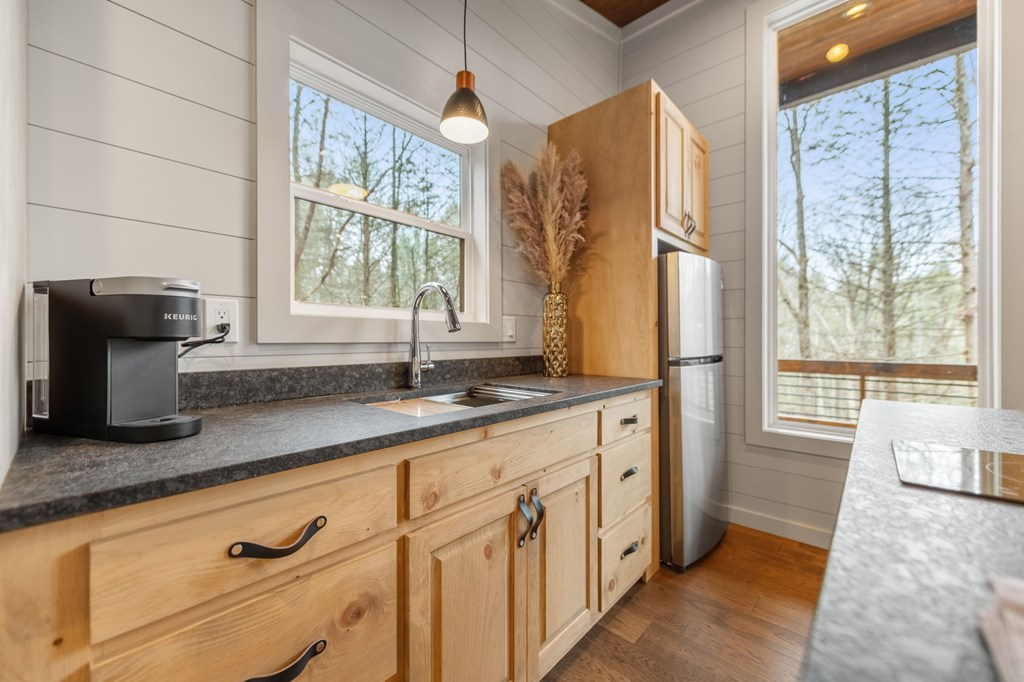 325 Hemlock Trail Blue Ridge, GA 30513 - Photo 13 of 25