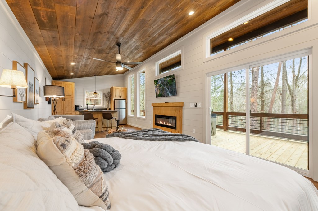 325 Hemlock Trail Blue Ridge, GA 30513 - Photo 5 of 25