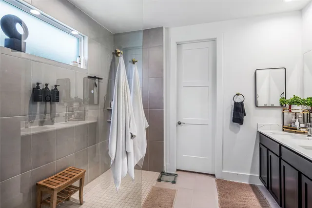 $2,900 | 638 Paisley Harbor Court, Conroe, TX 77304