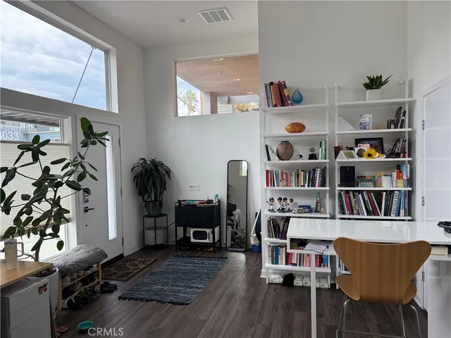 $4,500 | 3022 North Coolidge Avenue, Los Angeles, CA 90039