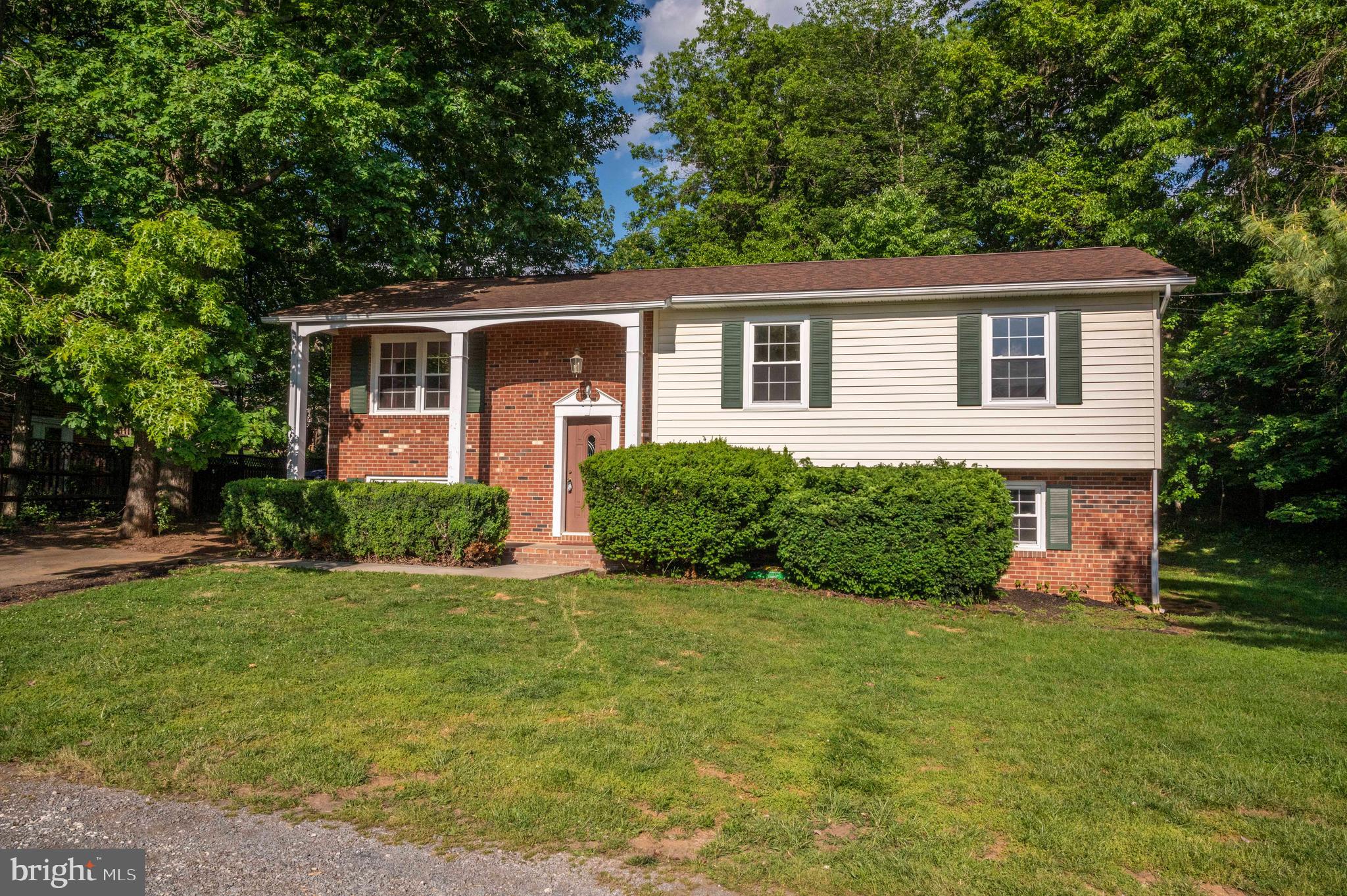 110 Henrico Road Front Royal, VA 22630 - Photo 2 of 43 Gallery Image 2