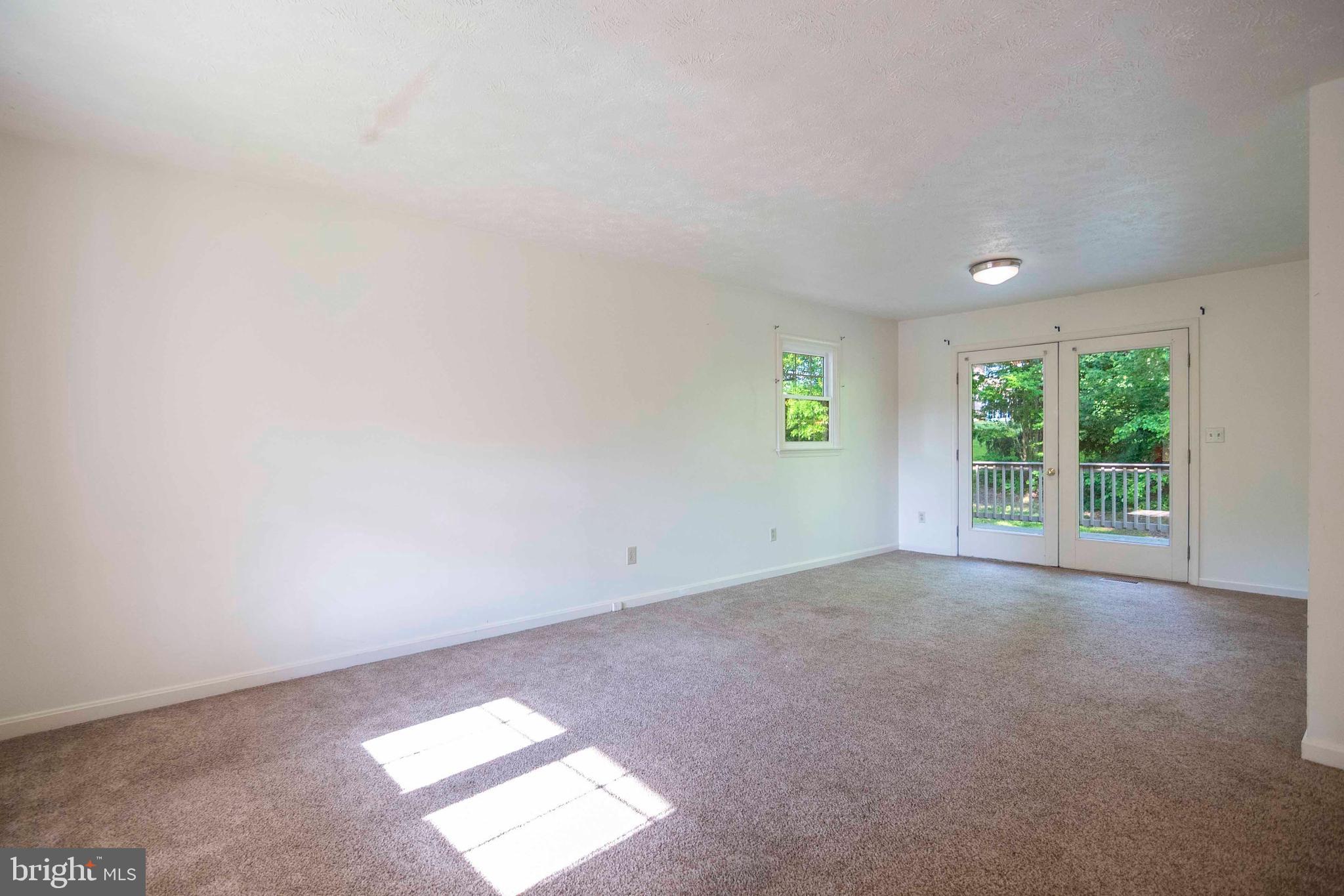 110 Henrico Road Front Royal, VA 22630 - Photo 5 of 43 Gallery Image 5