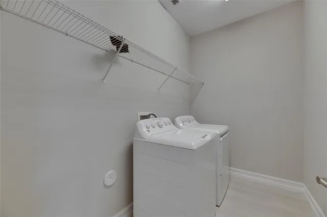 $3,150 | 4899 Isola Court, Wesley Chapel, FL 33543