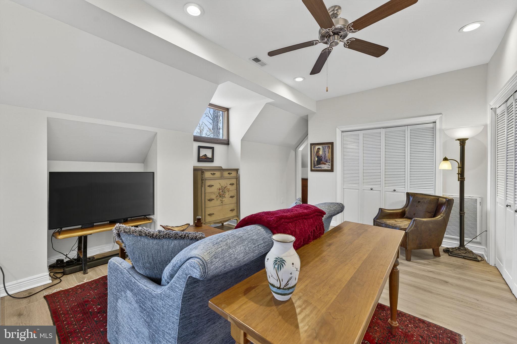 40 Angel Kiss Lane Castleton, VA 22716 - Photo 17 of 56 A spot for movies or find your daily inspiration