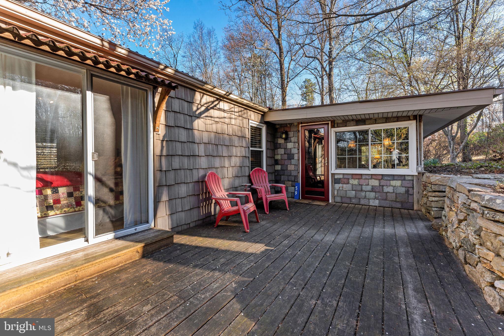 40 Angel Kiss Lane Castleton, VA 22716 - Photo 42 of 56 Cottage deck