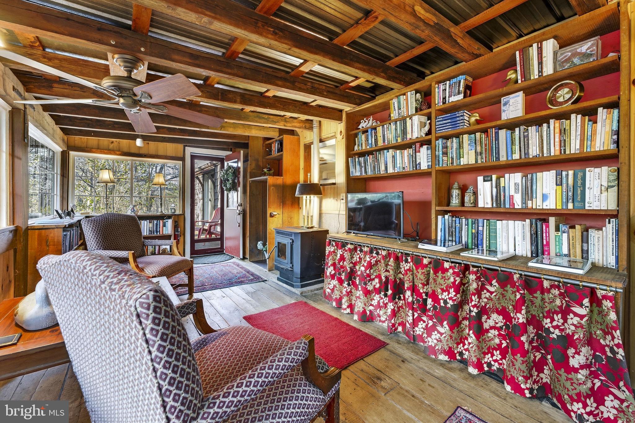 40 Angel Kiss Lane Castleton, VA 22716 - Photo 46 of 56 A little bit funky and a whole lot of fun!