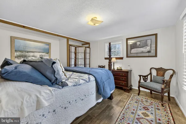 $1,145,000 | 40 Angel Kiss Lane, Castleton, VA 22716