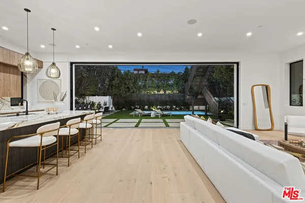 $5,495,000 | 1964 Thayer Avenue, Los Angeles, CA 90025