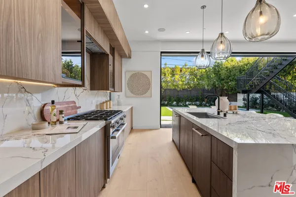$5,495,000 | 1964 Thayer Avenue, Los Angeles, CA 90025