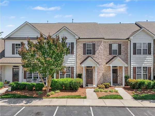 $254,900 | 8 Viburnum Lane, Greensboro, NC 27455