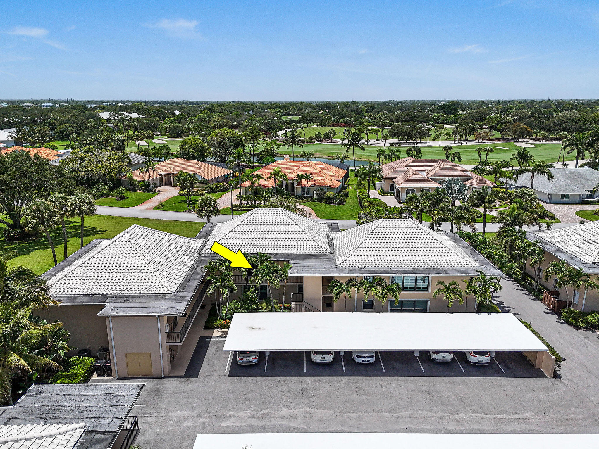 3 Southeast Turtle Creek Drive, Unit E Tequesta, FL 33469 - Photo 37 of 51 a view of a city