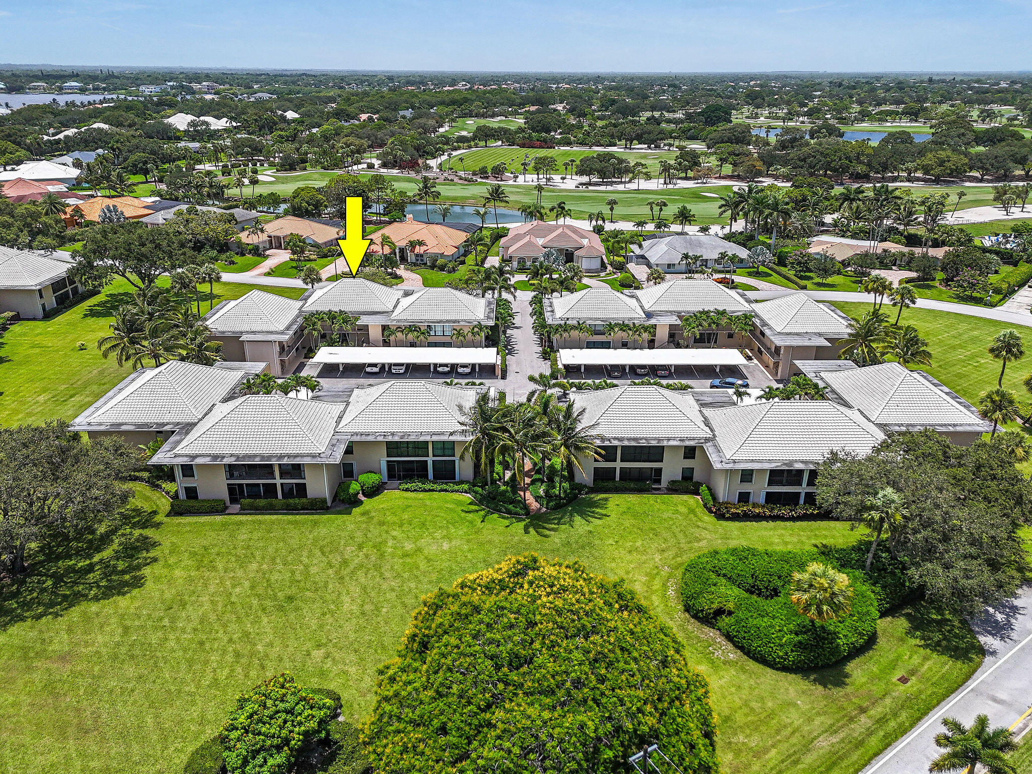 3 Southeast Turtle Creek Drive, Unit E Tequesta, FL 33469 - Photo 42 of 51 an aerial view of multiple house